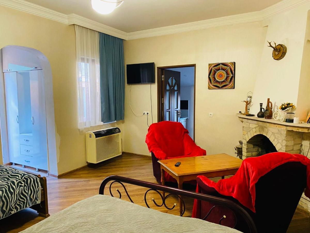 Guest House Khatuna Bordjomi Extérieur photo