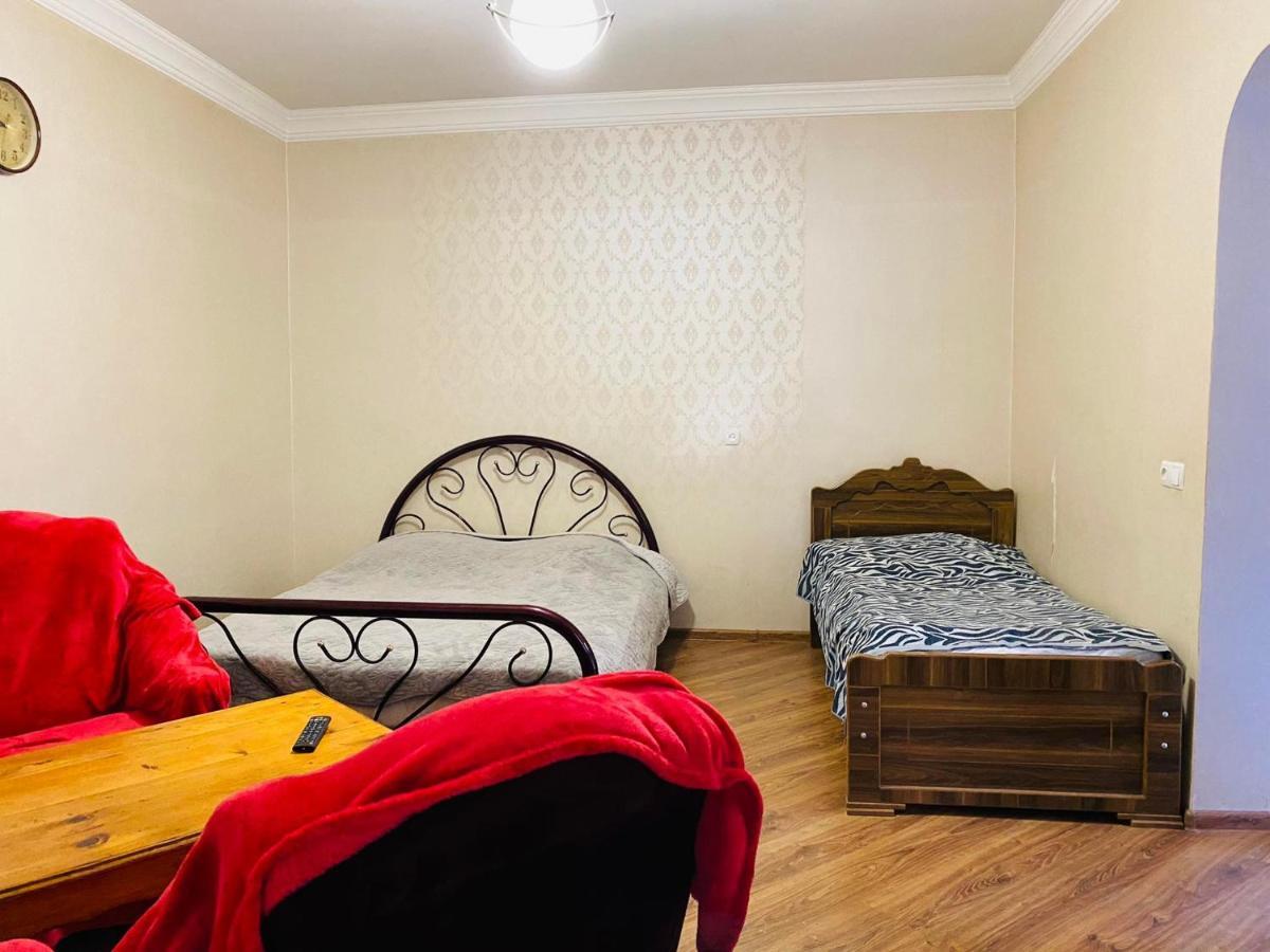 Guest House Khatuna Bordjomi Extérieur photo